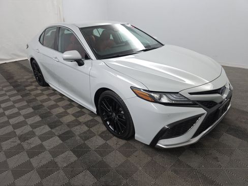 Used 2022 Toyota Camry XSE w/ Navigation Upgrade Package image 3