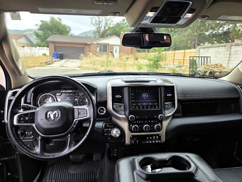 Used 2020 RAM 1500 Laramie image 12
