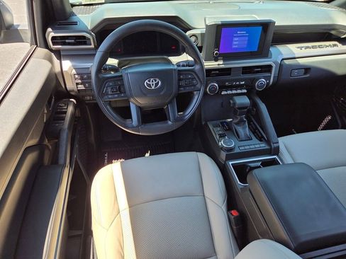 Certified 2024 Toyota Tacoma SR5 AWD/4WD image 9