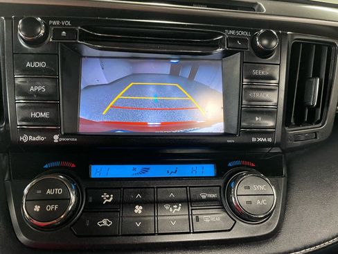 Used 2016 Toyota RAV4 XLE AWD/4WD image 27