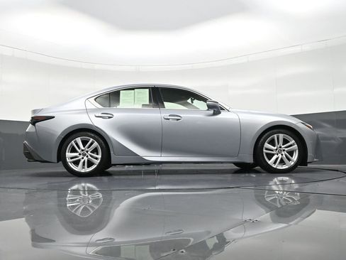 Used 2021 Lexus IS 300 w/ Comfort Package image 28