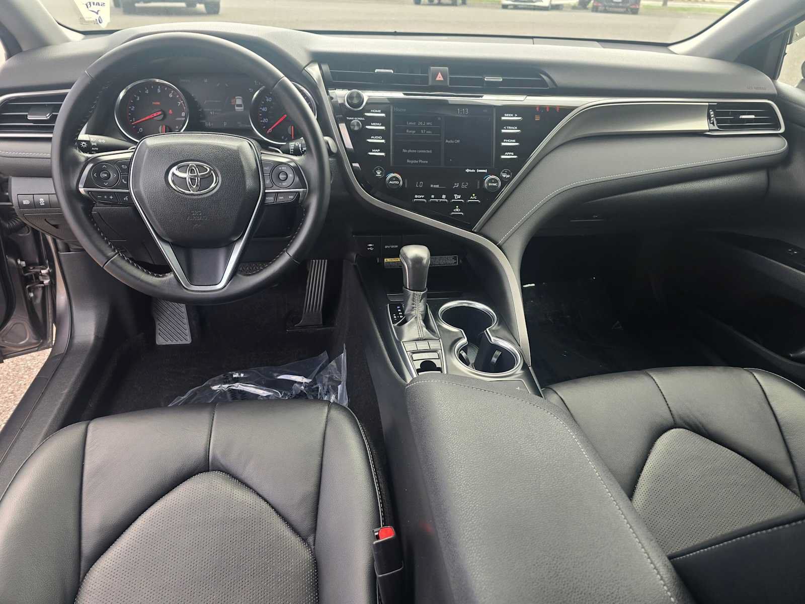 Used 2019 Toyota Camry XSE FWD image 19