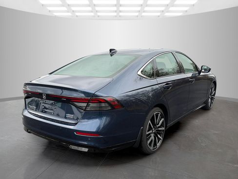 New 2026 Honda Accord Touring image 7