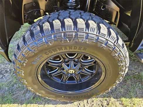 Used 2024 RAM 2500 Big Horn w/ Bed Utility Group image 21