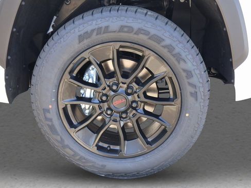 New 2025 Toyota Tundra SR5 image 32