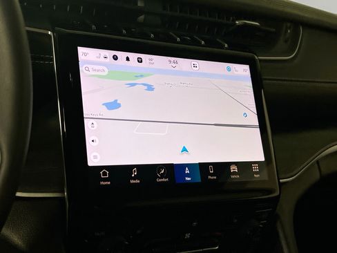 Used 2023 Jeep Grand Cherokee Limited AWD/4WD image 13