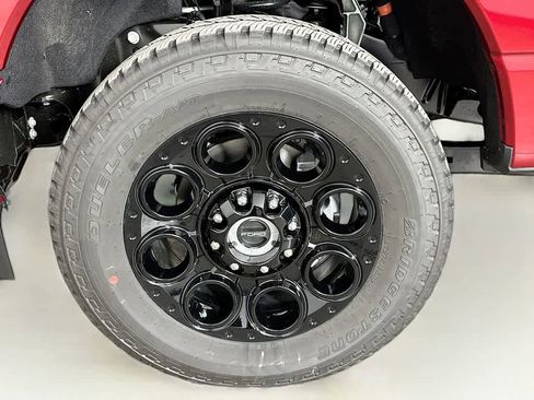 New 2026 Ford F250 Lariat w/ Black Appearance Package image 8