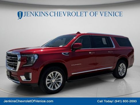Used 2024 GMC Yukon XL SLT AWD/4WD image 9