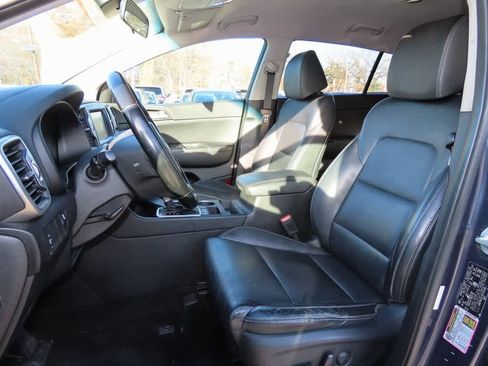 Used 2017 Kia Sportage EX image 14