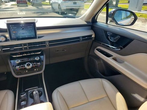 Certified 2022 Lincoln Corsair FWD image 21