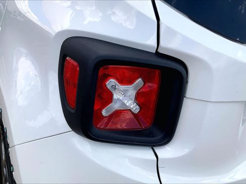Used 2017 Jeep Renegade Sport w/ Power & Air Group FWD image 30