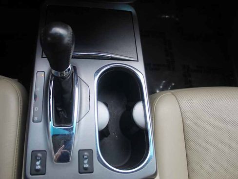Used 2015 Acura RDX AWD image 25
