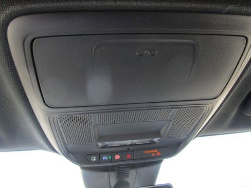 New 2026 Chevrolet Traverse LT w/ Driver Confidence Package FWD image 20