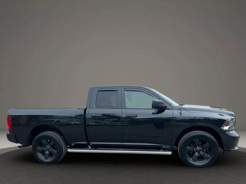 Used 2019 RAM 1500 Express w/ Express Value Package AWD/4WD image 3