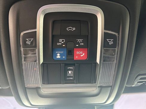 Used 2020 RAM 1500 Laramie RWD image 57