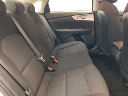 Used 2023 Kia Forte LXS FWD image 19