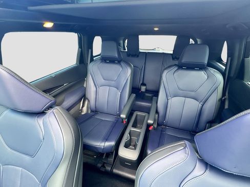 New 2026 INFINITI QX60 Sport w/ Dark Cargo Package image 23