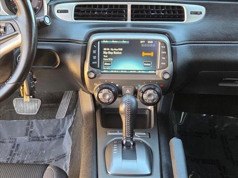 Used 2014 Chevrolet Camaro LT image 15