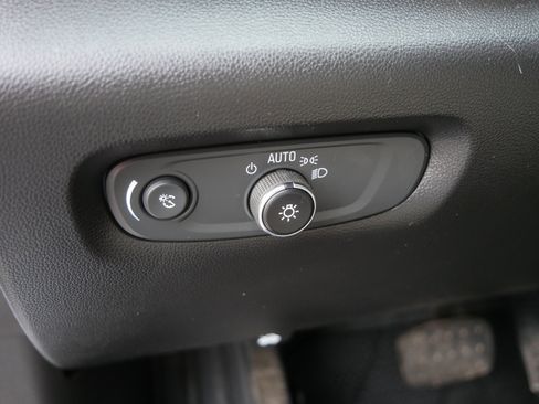 Used 2023 Chevrolet Traverse Premier w/ LPO, Floor Liner Package AWD/4WD image 25