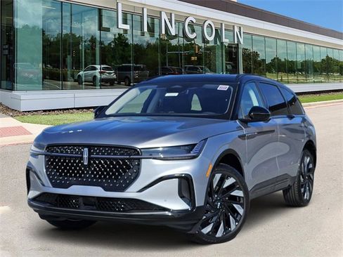 New 2026 Lincoln Nautilus Reserve image 1