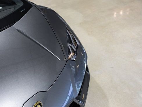 Used 2016 Lamborghini Huracan LP 580-2 image 11