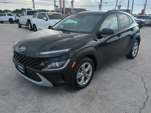 Used 2022 Hyundai Kona SEL FWD image 4
