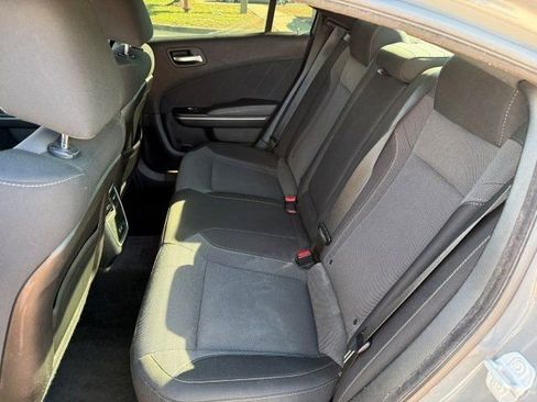 Used 2018 Dodge Charger SXT Plus w/ Driver Confidence Group image 16