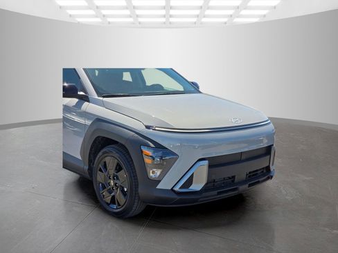 New 2026 Hyundai Kona SEL Sport FWD image 3