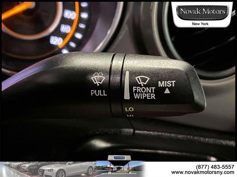 Used 2022 Jeep Gladiator Sport image 23