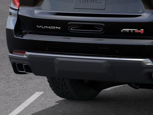 New 2026 GMC Yukon XL AT4 w/ AT4 Premium Package image 16