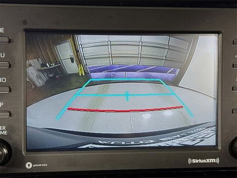 Used 2022 Toyota RAV4 LE image 31