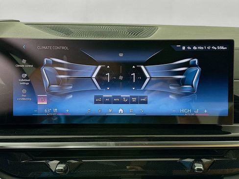 New 2026 BMW X7 xDrive40i w/ Executive Package image 14