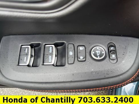 Certified 2025 Honda HR-V Sport image 19