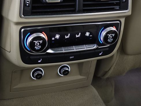 Used 2019 Audi Q7 3.0T Premium Plus w/ Premium Plus Package image 36