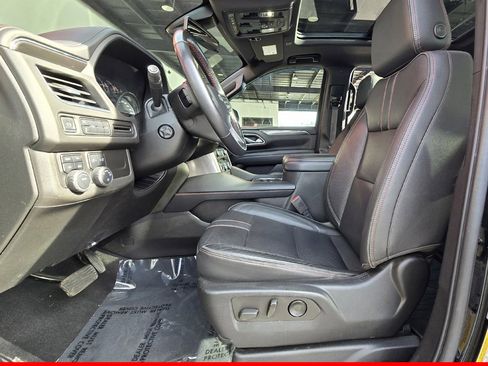 Used 2021 Chevrolet Tahoe RST image 2