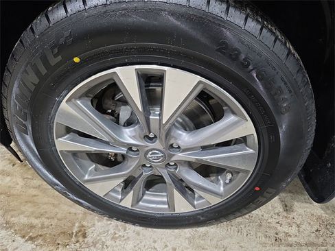 Used 2017 Nissan Murano SL w/ SL Technology Package image 10