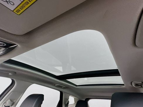 Used 2025 Kia Sportage SX AWD/4WD image 21
