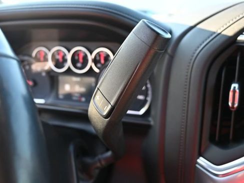 Used 2020 Chevrolet Silverado 1500 LTZ image 23