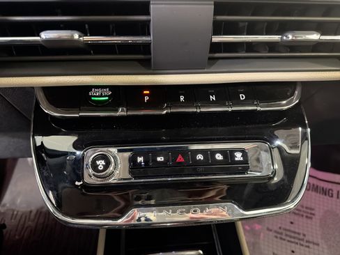 New 2026 Lincoln Corsair Reserve w/ Jet Appearance Package AWD/4WD image 21
