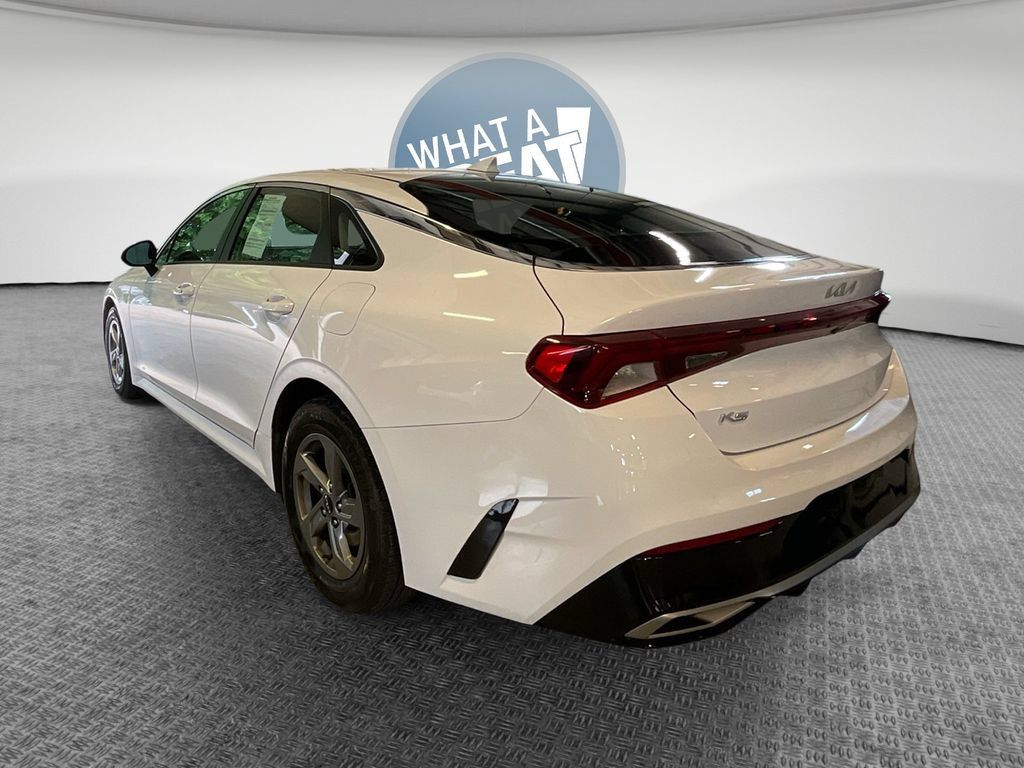 Used 2022 Kia K5 LXS FWD image 6