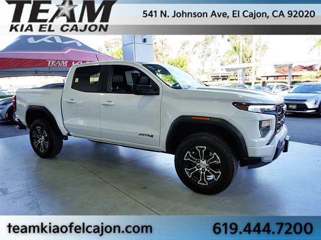 Used 2023 GMC Canyon AT4 w/ AT4 Premium Package AWD/4WD image 11