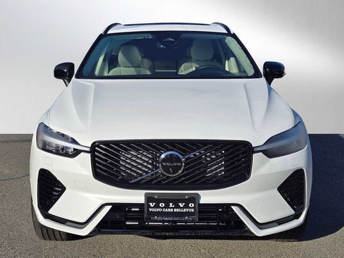 New 2026 Volvo XC60 T8 Ultra w/ Protection Package Premier image 8