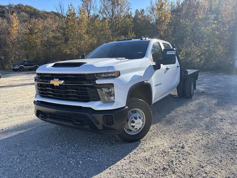 New 2026 Chevrolet Silverado 3500 W/T w/ WT Convenience Package image 10