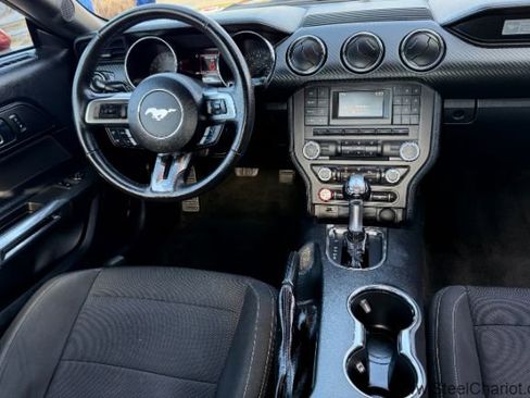 Used 2016 Ford Mustang Coupe image 14