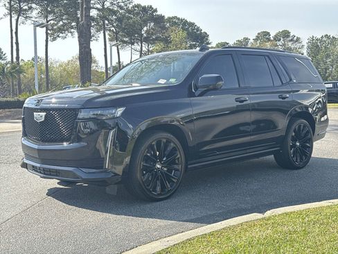 Used 2024 Cadillac Escalade Sport Platinum image 5