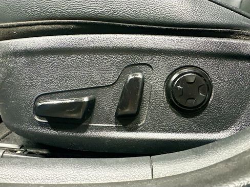 Used 2018 Kia Stinger GT1 image 21