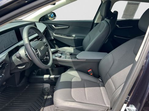 Certified 2024 Kia EV6 Light RWD image 16