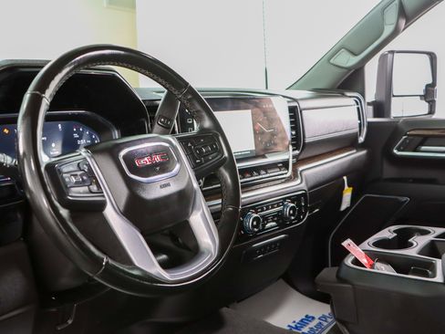 Used 2024 GMC Sierra 2500 SLE image 23