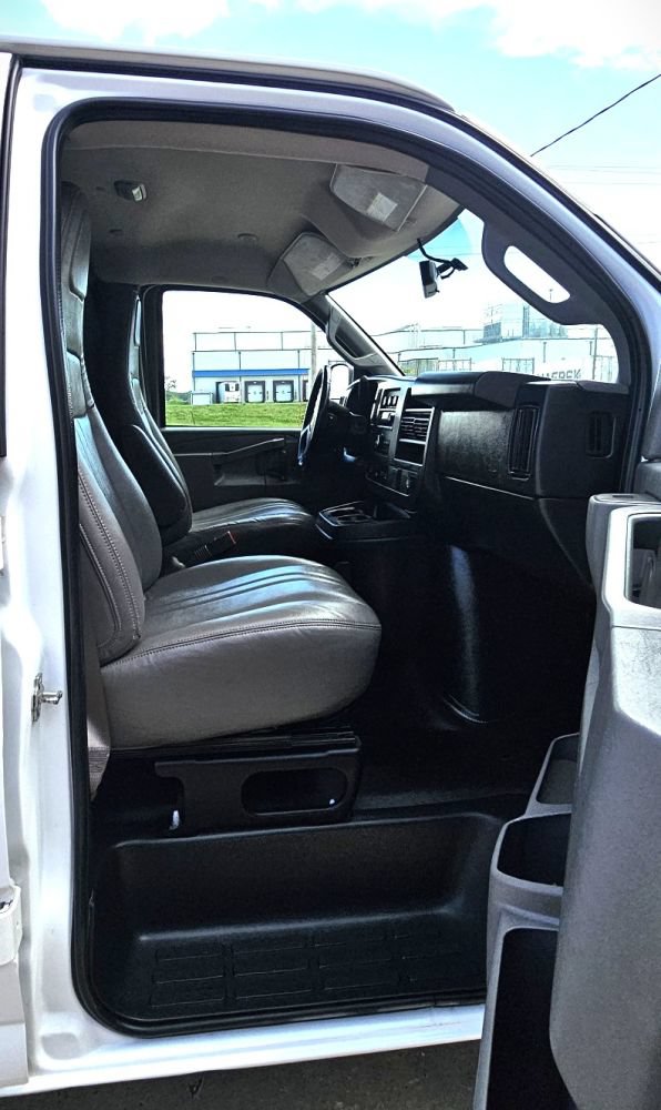 Used 2023 Chevrolet Express 2500 w/ Driver Convenience Package RWD image 14