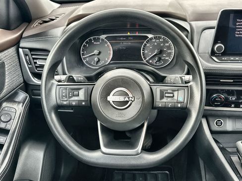 Used 2023 Nissan Rogue SV AWD/4WD image 20
